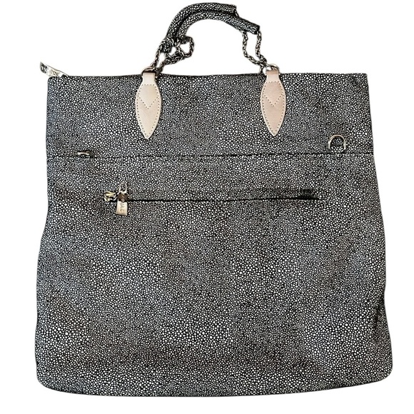 SORIAL Black and White Pebbled/ Dot Shimmer Chain Link Hand Bag - Picture 5 of 6